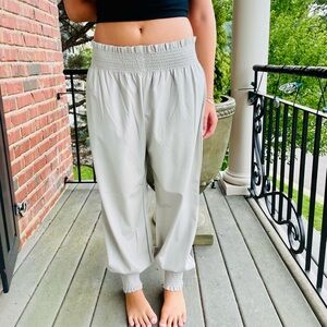 NWT 🆕 Trina Turk 🆕 Channel Island 🏝️ Elastic Waist & Ankles Pants